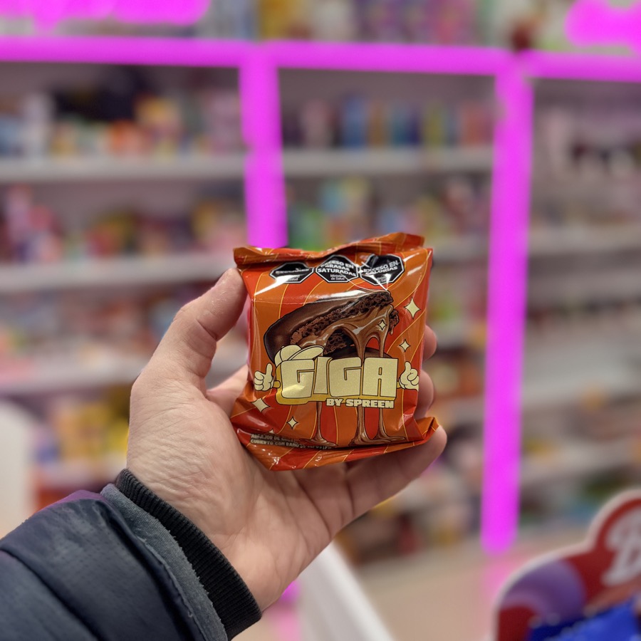 Alfajor Giga by Spreen