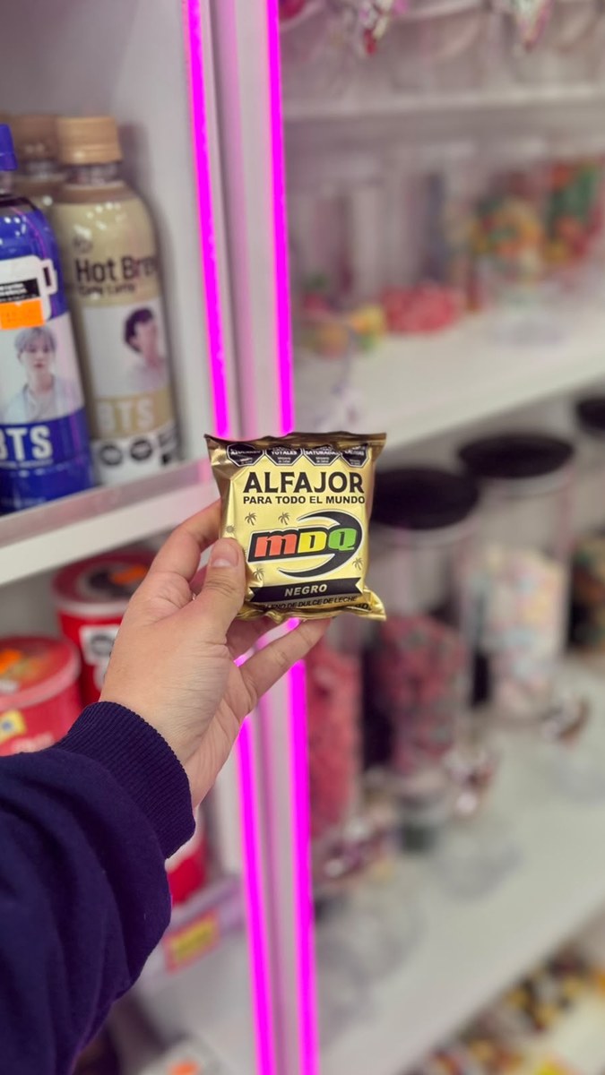 Alfajor MDQ Negro