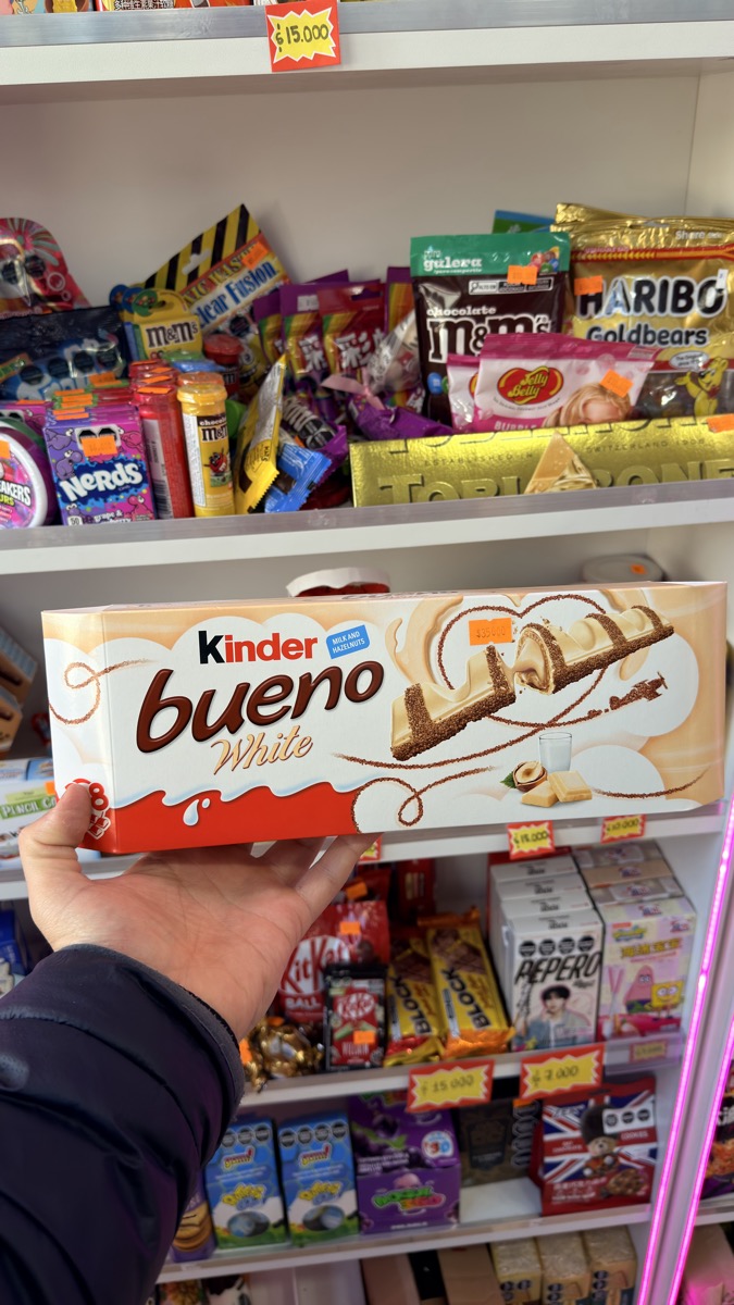 Kinder Bueno White